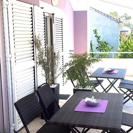 Dora Appartement Ugljan