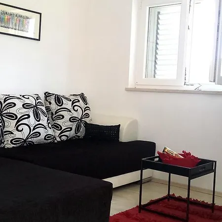 Dora Appartement Ugljan