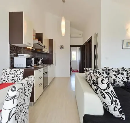 Dora Appartement Ugljan
