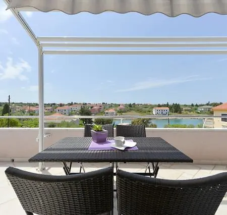 Dora Appartement